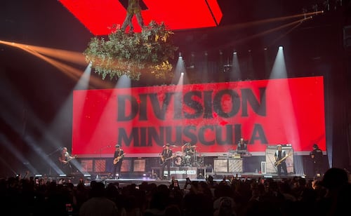 Little Jesus, División Minúscula y Yeri Mua arman set post partido de las Chivas; se transmite en Prime Video