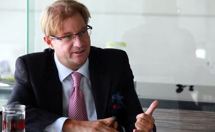 Busca defensa de Andrés Roemer juicio a distancia; suman 4 denuncias en su contra por acoso sexual y violación