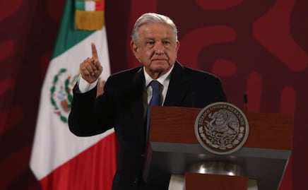 AMLO califica de "corrientes y vulgares" acusaciones de Muñoz Ledo y Labastida sobre supuestos nexos con el narco