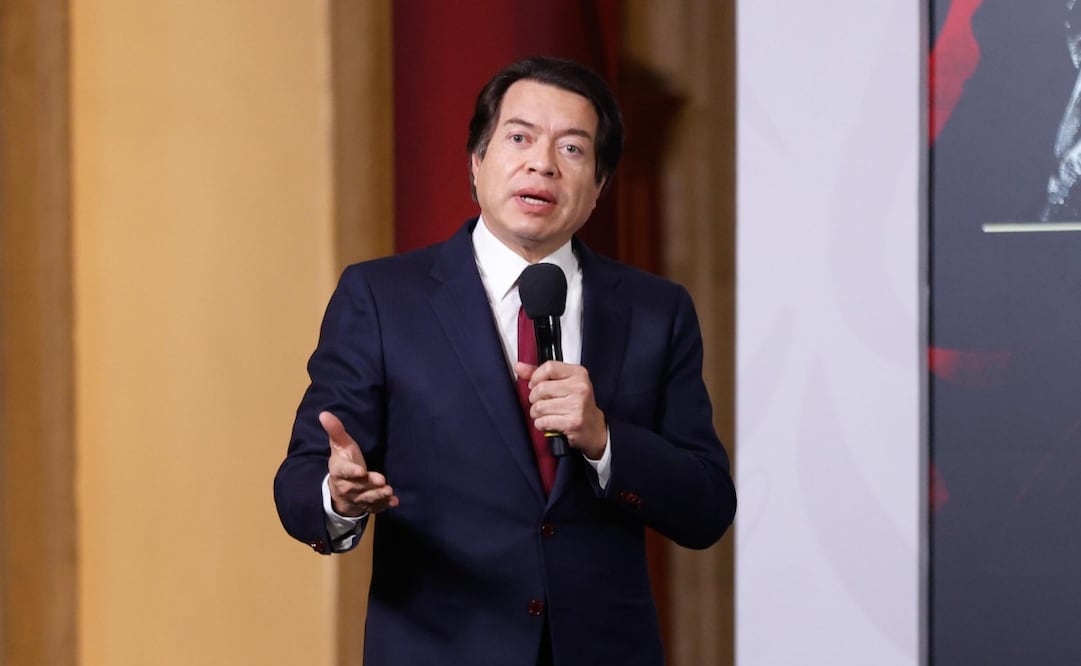 El titular de la SEP, Mario Delgado, en la conferencia matutina del lunes 6 de abril de 2026 en Palacio Nacional. Foto: Diego Simón Sánchez/ EL UNIVERSAL