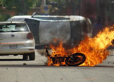 Gobierno de Oaxaca pide respetar protestas del magisterio en aeropuerto y liberar a docentes