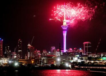 Nueva Zelanda y Australia reciben al 2023 con fiesta, fuegos artificiales y sin restricciones sanitarias