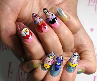 Ahora podrás llevar tus caricaturas favoritas en las uñas