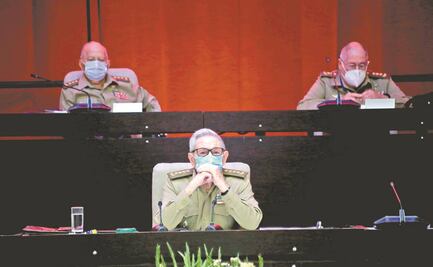 Raúl Castro renuncia al liderazgo del Partido Comunista