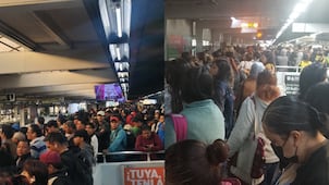 Línea 3 del Metro CDMX colapsada: Usuarios denuncian esperas prolongadas y aglomeraciones