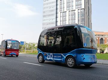 Japón utilizará minibuses autónomos