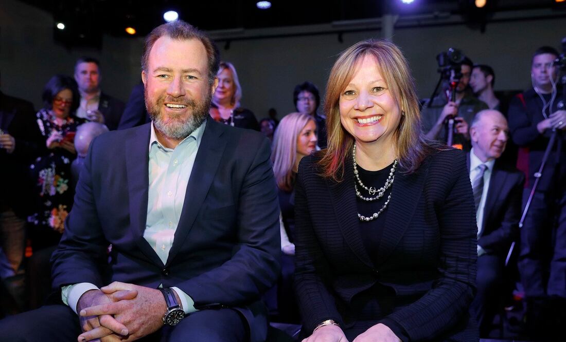 General Motors President Dan Ammann, left, and Chairman and CEO of General Motors Mary Barra smile before the debut of the 2018 GMC Terrain at the North American International Auto Show in Detroit, Sunday, Jan. 8, 2017. (AP Photo/Paul Sancya)