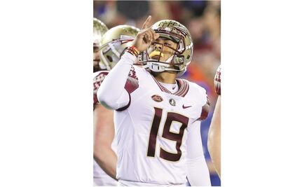 Buccaneers selecciona al mexicano Roberto Aguayo