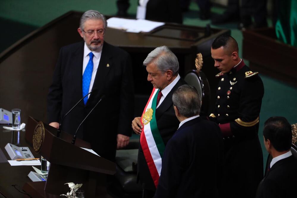 Precio de la gasolina bajará cuando se termine la refinería: AMLO