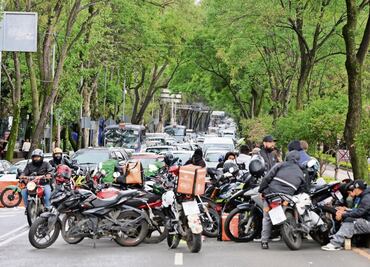 Protesta de repartidores de apps colapsa vialidades en la CDMX
