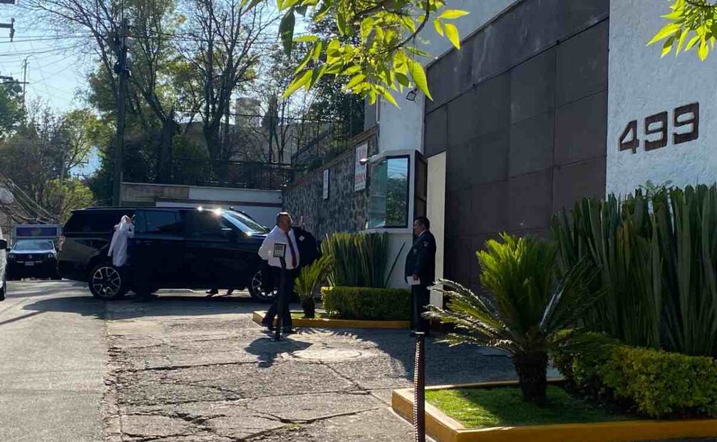 De manera extraoficial se sabe que el ex secretario de Hacienda, el primero de AMLO, Carlos Manuel Urzua murió en el interior de su domicilio al caer de las escaleras. Foto: Valente Rosas. EL UNIVERSAL