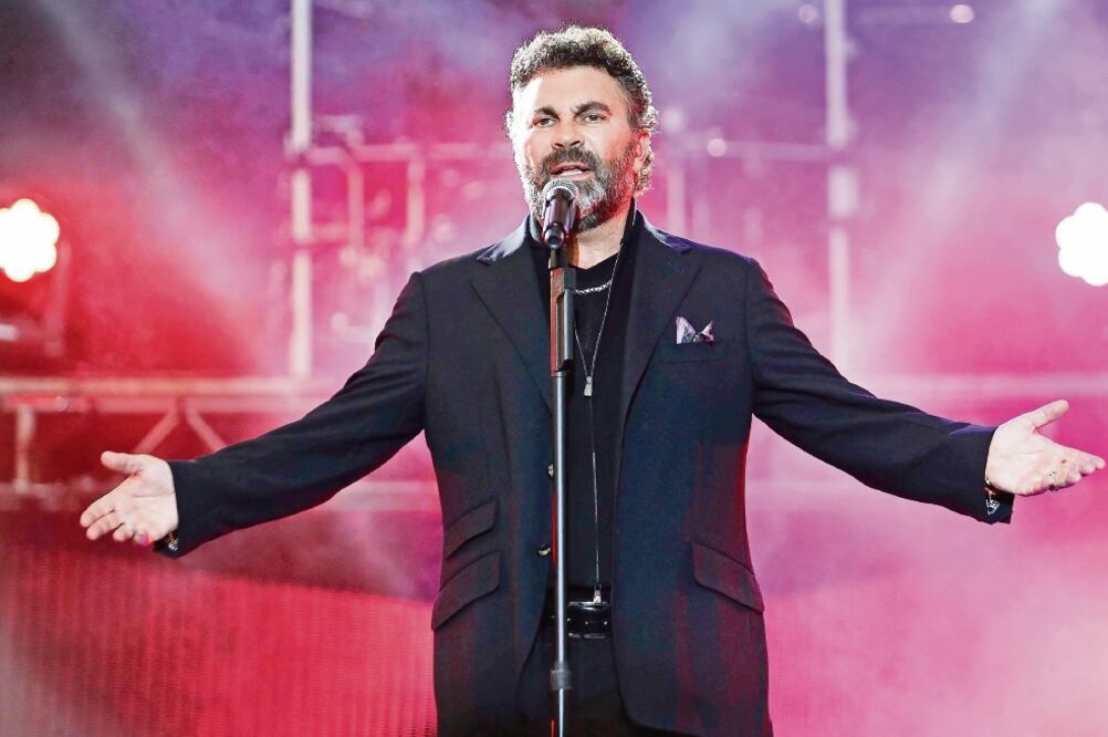 El cantante celebró sus 30 años de carrera con un show en ese recinto (ARIEL OJEDA. EL UNIVERSAL)