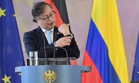 Gustavo Petro desata polémica por frase sobre la caída de muro de Berlín