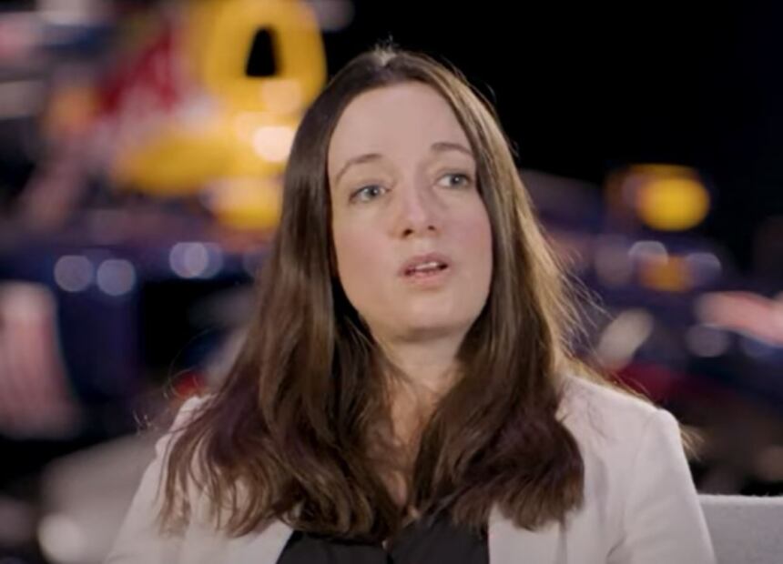 Hannah Schmitz, la mujer detrás del éxito de Checo Pérez y Max Verstappen