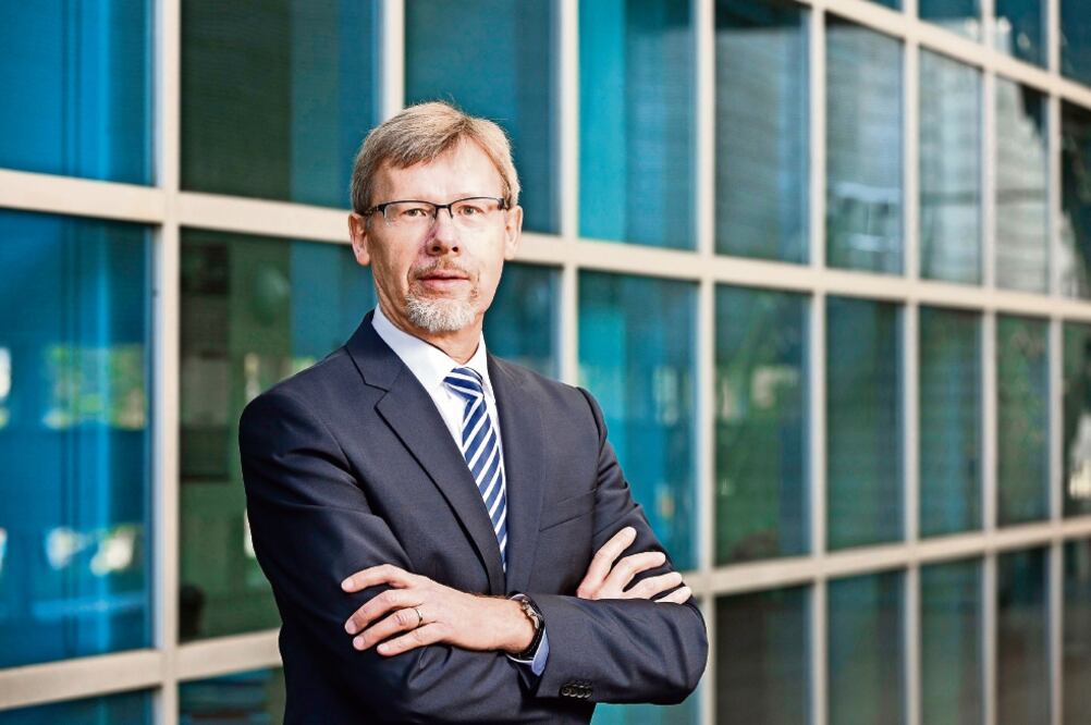 Walter Hanek, director general de Audi en México, indicó que la empresa comercializa una versión híbrida del A3, pero no está disponible en el país (CORTESÍA AUDI)