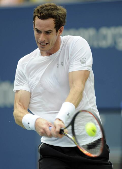Andy Murray perdió los dos primeros sets y tuvo que venir de atrás (BAO DANDAN. XINHUA)