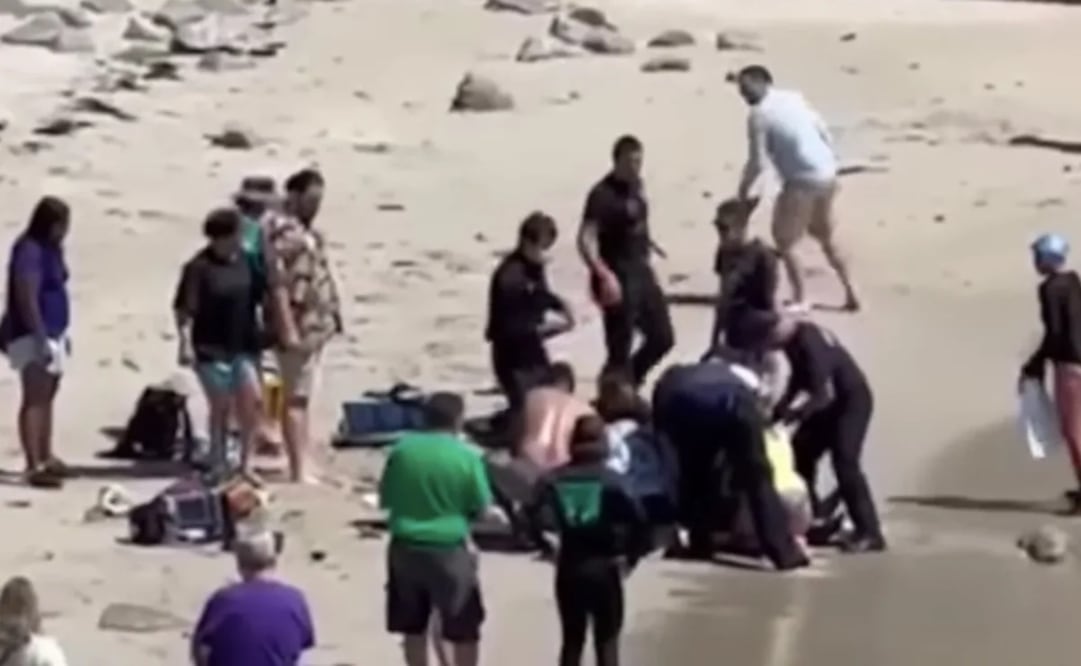 El hombre de 62 años fue rescatado por tres desconocidos, luego de ser atacado por un tiburón blanco en las playas de California. Foto: Tomada del video