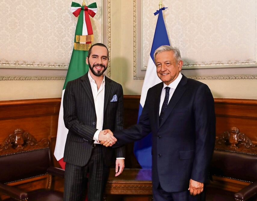 En 2019, el presidente Andrés Manuel López Obrador firmó con el gobierno de El Salvador, a cargo de Nayib Bukele, la
implementación del programa Sembrando Vida en el país centroamericano. Foto: de  EFE
