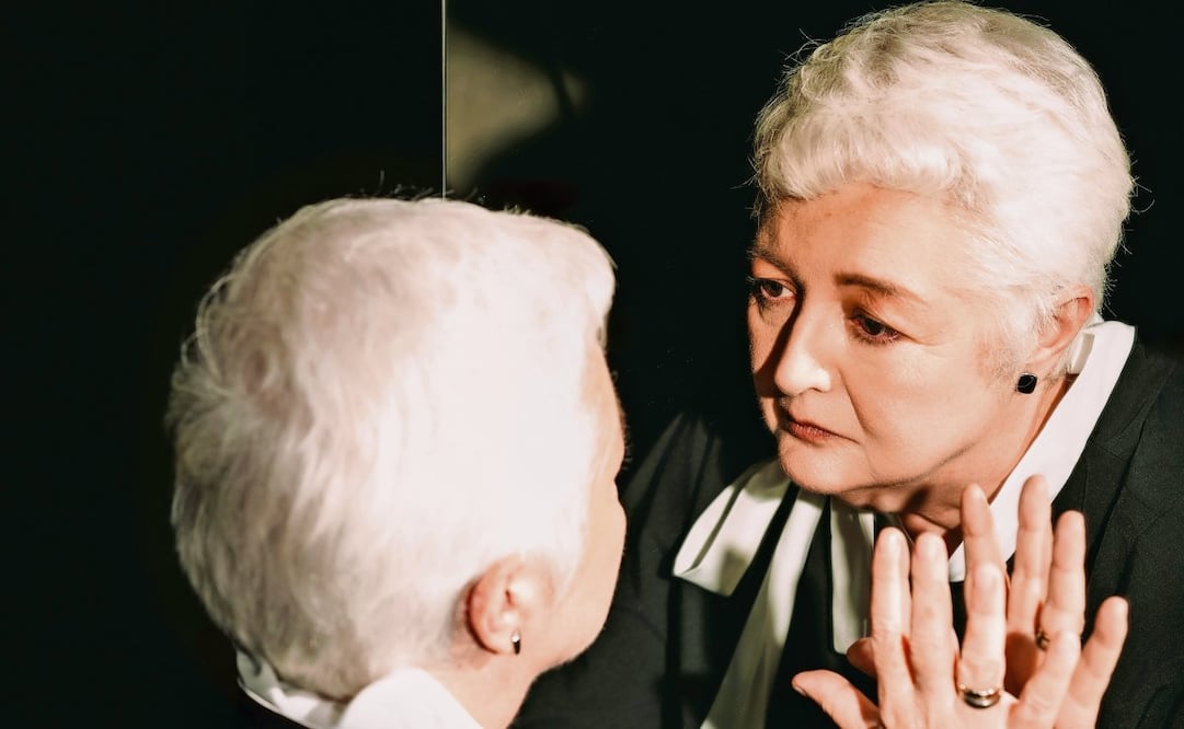 En la trama ubicada en los 80, Sofía interpreta a una curadora de arte con un deterioro cognitivo grande que avanza rápido. Foto: Pinpoint