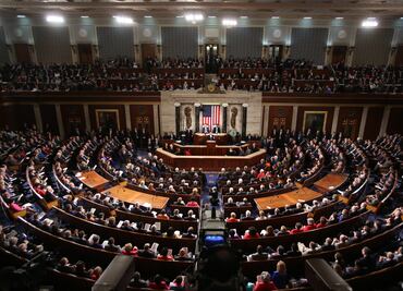 Senado de EU aprueba comenzar a debatir derogación de Obamacare