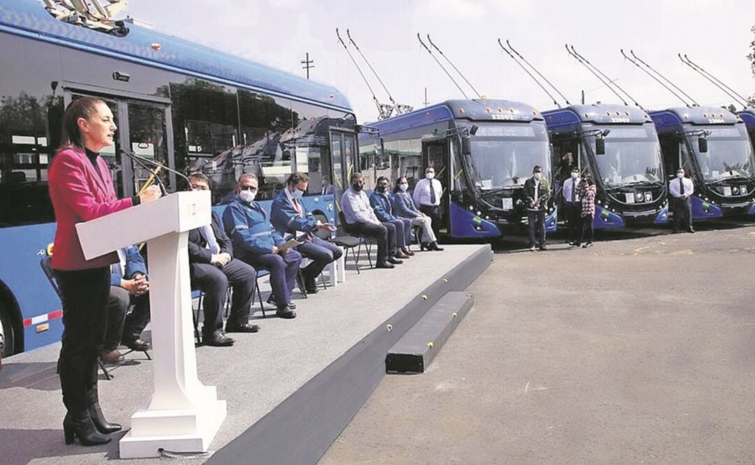 La jefa de Gobierno dio su respaldo a los titulares de la ADIP y de la Secretaría de Salud local. Foto: Especial