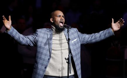 Aseguran R. Kelly llevaba a todas partes sus videos sexuales