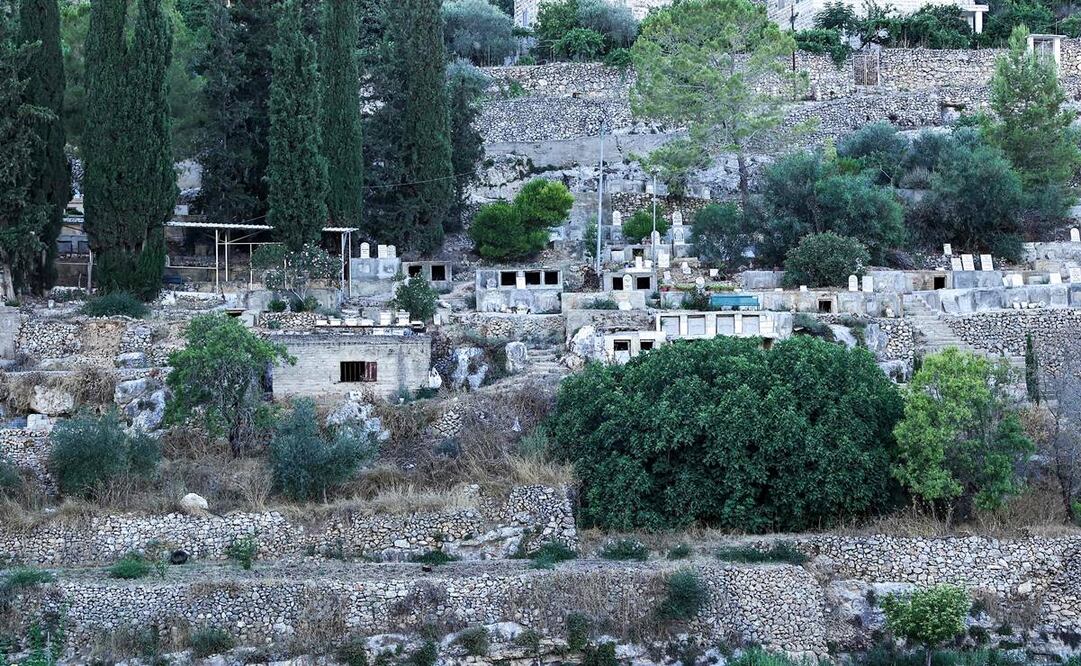 Jóvenes colonos israelíes están construyendo un nuevo puesto de avanzada ilegal en la zona protegida por la UNESCO. Foto: AFP