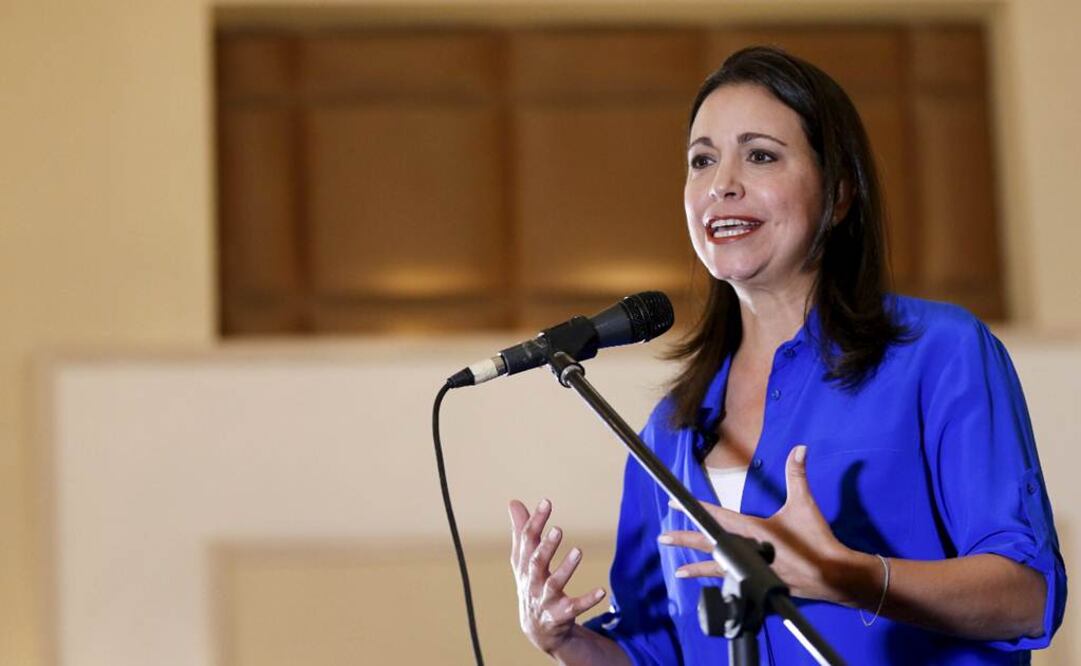 La ex congresista María Corina Machado también fue inhabilitada por el organismo esta semana. Machado desestimó la sanción y anunció que sí postulará para las elecciones parlamentarias Foto: Reuters