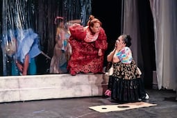 Mónica Huarte, reina en el teatro