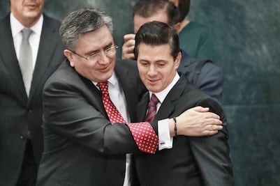 Exige Peña Nieto restablecer orden democrático en Venezuela