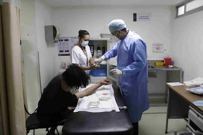 Hospital del Centro Histórico brinda atención médica gratuita a personas en situación vulnerable 