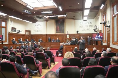 Critican cambios a ley de derecho de réplica