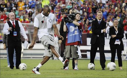 La relación de Kobe Bryant con el futbol