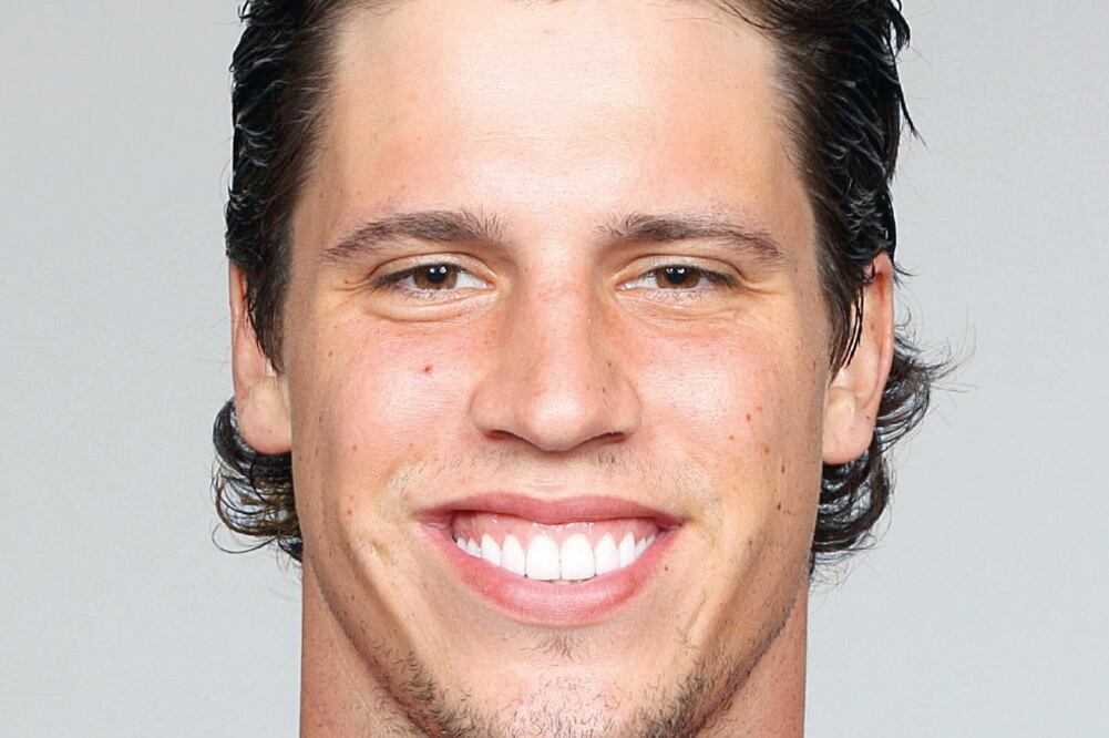 BRIAN CUSHING. Linebacker de Texans (Especial)