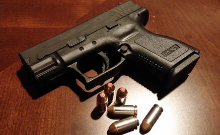 Propone Alito facilitar a familias acceso a armas para defenderse de la delincuencia