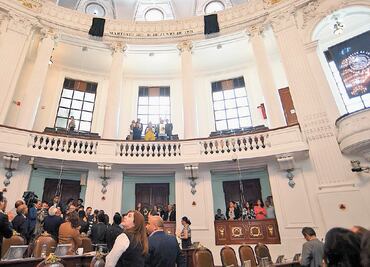 Inscriben con letras de oro el 10 de junio