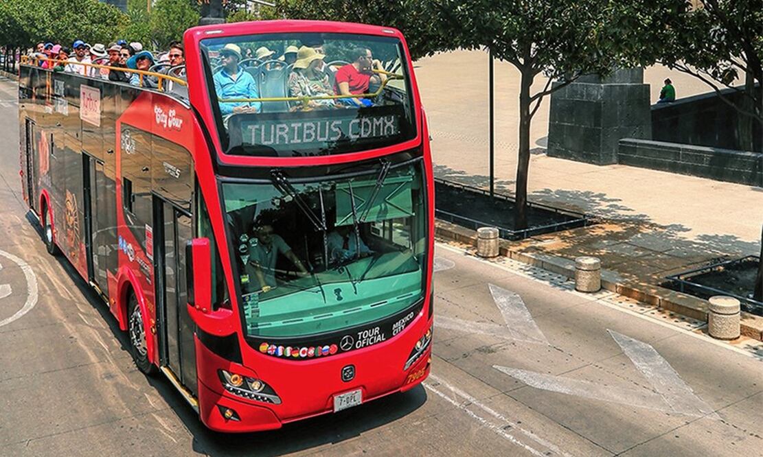 Sumérgete en dos de los lugares más emblemáticos de la CDMX con este tour a bordo de un Turibús. Foto: Turibús