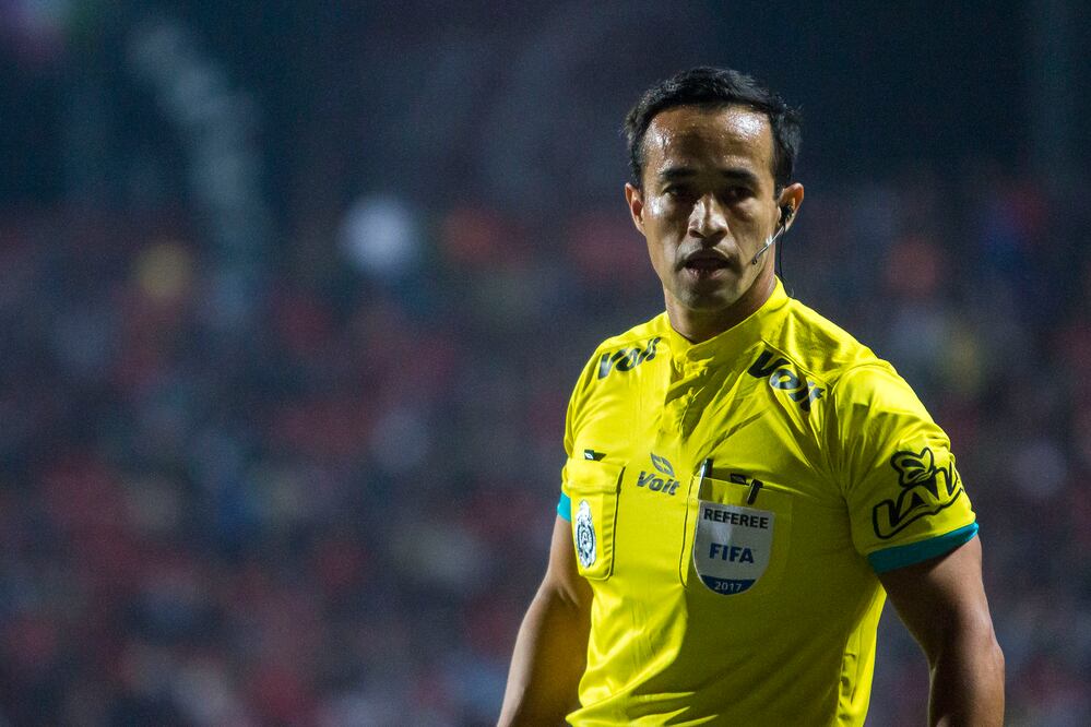 Imago7. Isaac Rojas silbará el Clásico Joven.