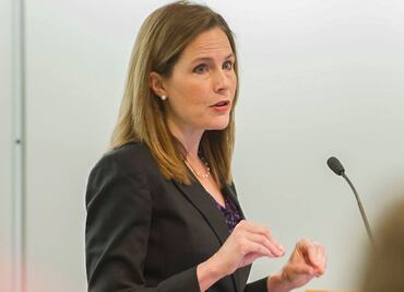 Trump nominará a Amy Coney Barrett a la Corte Suprema tras muerte de jueza Ginsburg: medios en EU