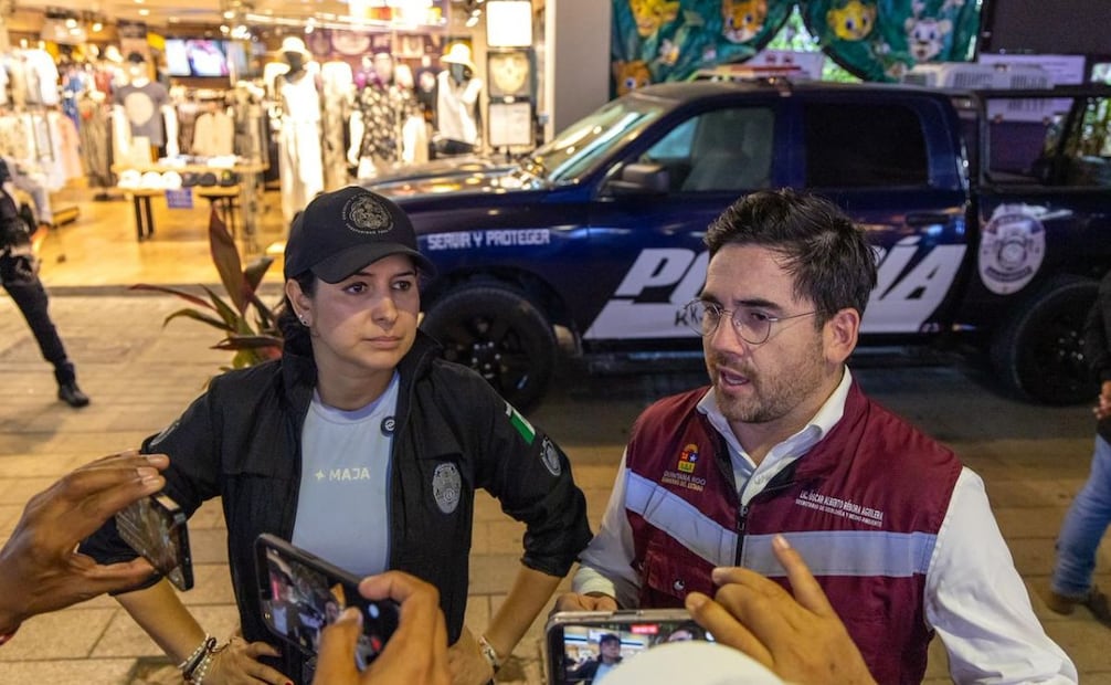 La incursión policial se realizó ayer, luego de que la Fiscalía General de Quintana Roo ejecutase una orden de cateo. | Foto: Especial.