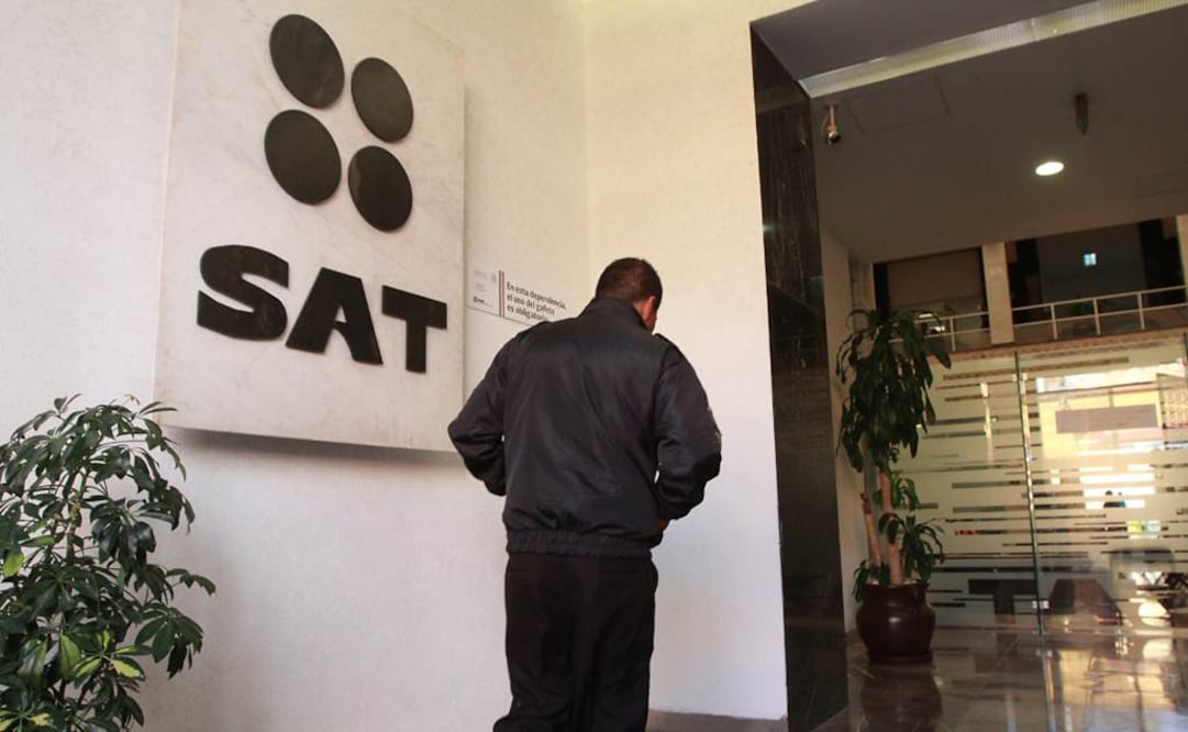 "Se amplía el plazo para presentar las declaraciones obligadas del 18 y 19 de mayo al 21 de mayo de 2015", informó el Jefe del SAT (Foto: Fernando Cazares / EL UNIVERSAL)