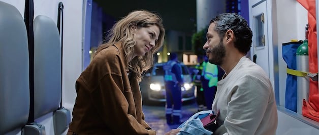 Memo Villegas y Carolina Miranda mienten sin pena por un personaje