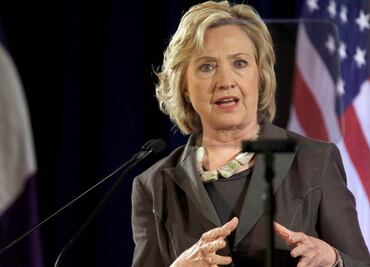 Hillary: responderé por correos ante Congreso