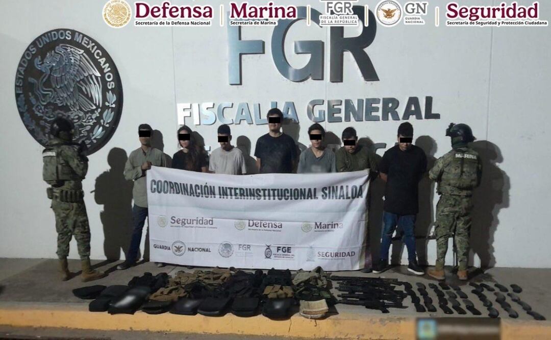 Detienen a 18 presuntos integrantes de "Los Chapitos" durante operativos en Sinaloa
(24/10/2025). Foto: Especial