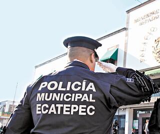 Dan de baja a 35 policías municipales en Ecatepec