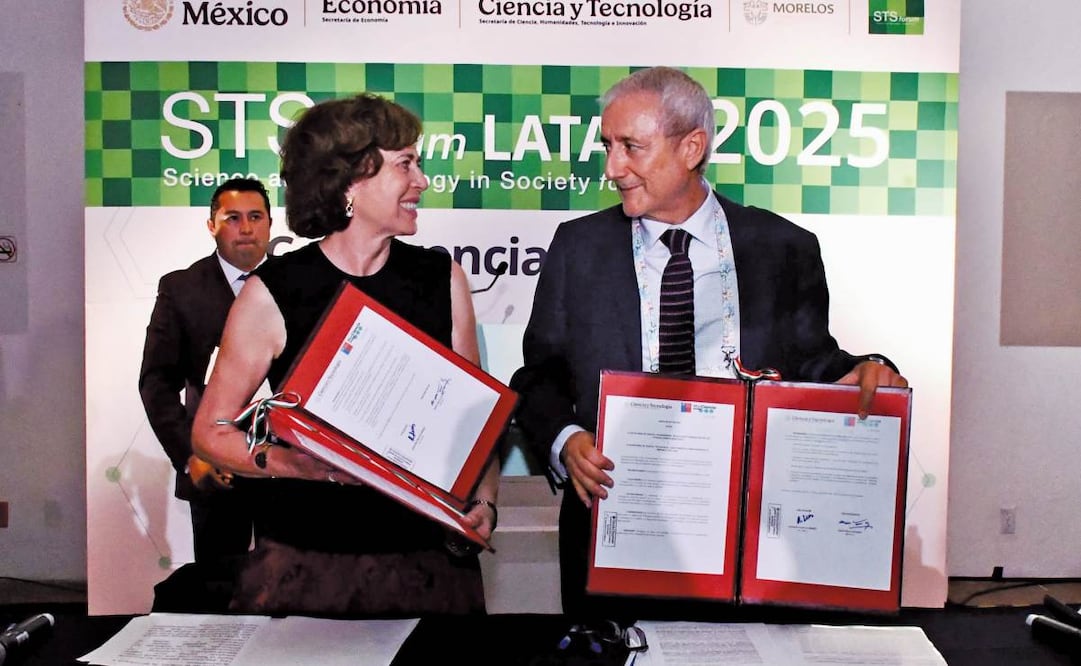 La secretaria de Ciencia, Humanidades, Tecnología e Innovación de México, Rosaura Ruiz, y el ministro de Ciencia, Tecnología, Conocimiento e Innovación de Chile, Aldo Valle. Foto: MinCiencia