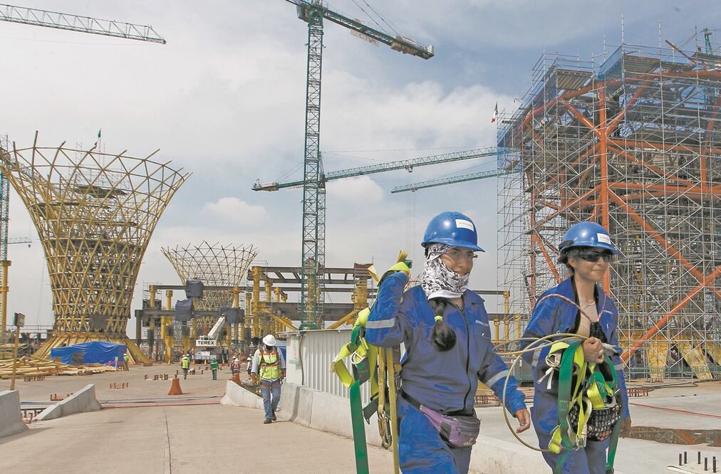 Durante 2017 y 2018, la Sedatu se vio inmiscuida en las obras del aeropuerto de Texcoco, al “sobornar ” a campesinos. Foto: ARCHIVO EL UNIVERSAL