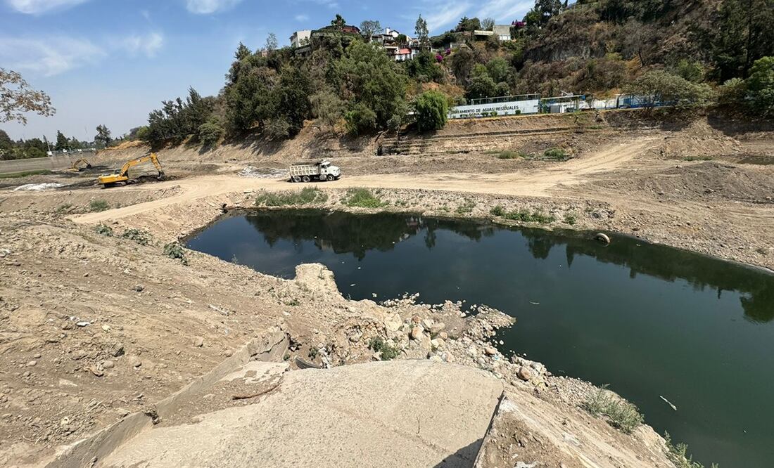 La causa de esta pestilencia es que en los más de 6 kilómetros del río recibe “lodos fecales” y drenajes. Foto: Especial (13/01/2025)