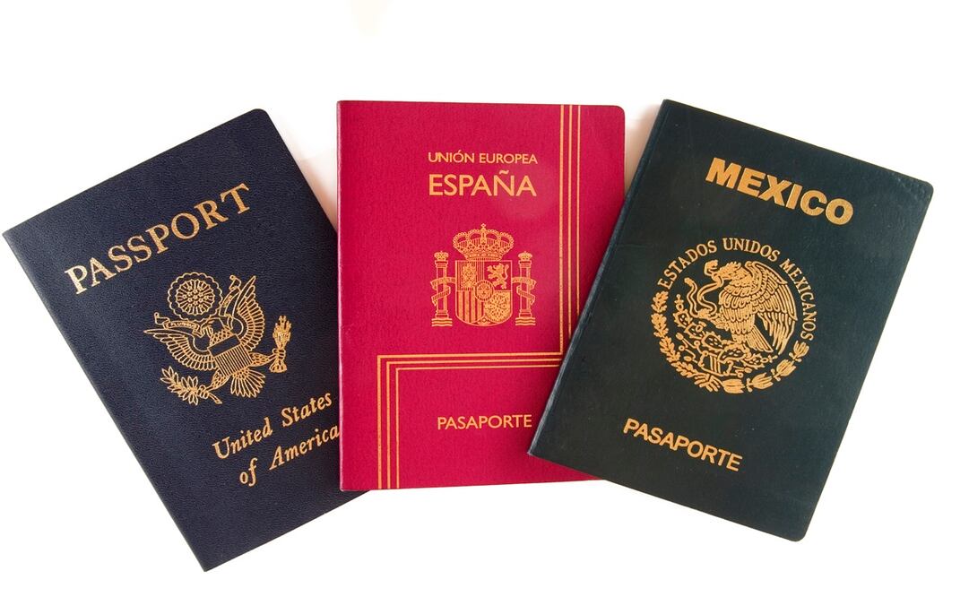 Entre los pasaportes más poderosos del mundo, el de México se encuentra en el número 26. /Fotos: iStock
