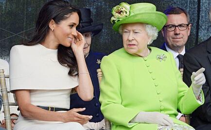 Reina Isabel y Meghan Markle son vitoreadas en primer viaje real conjunto